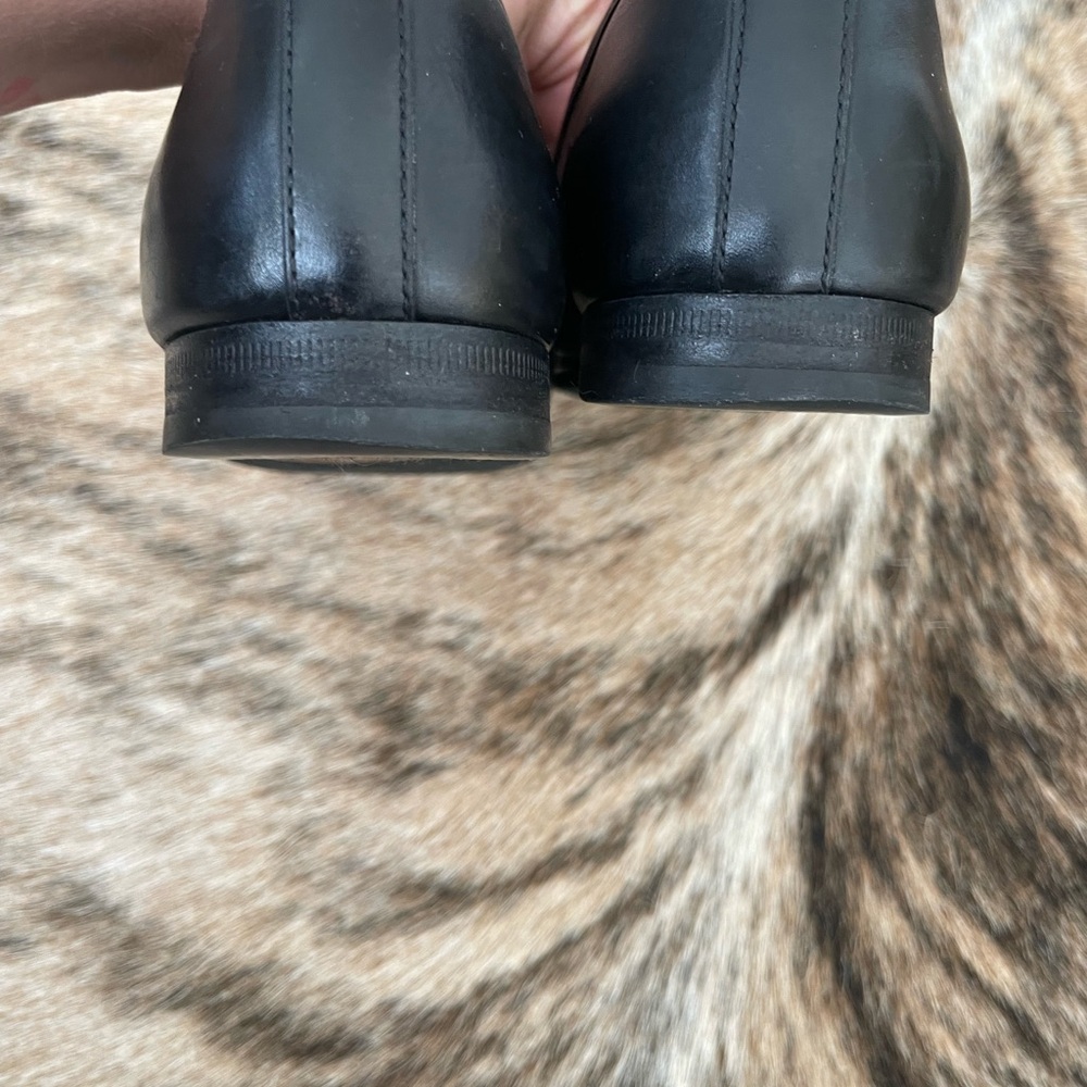 Gucci Jordaan Loafers - Picture 4 of 5
